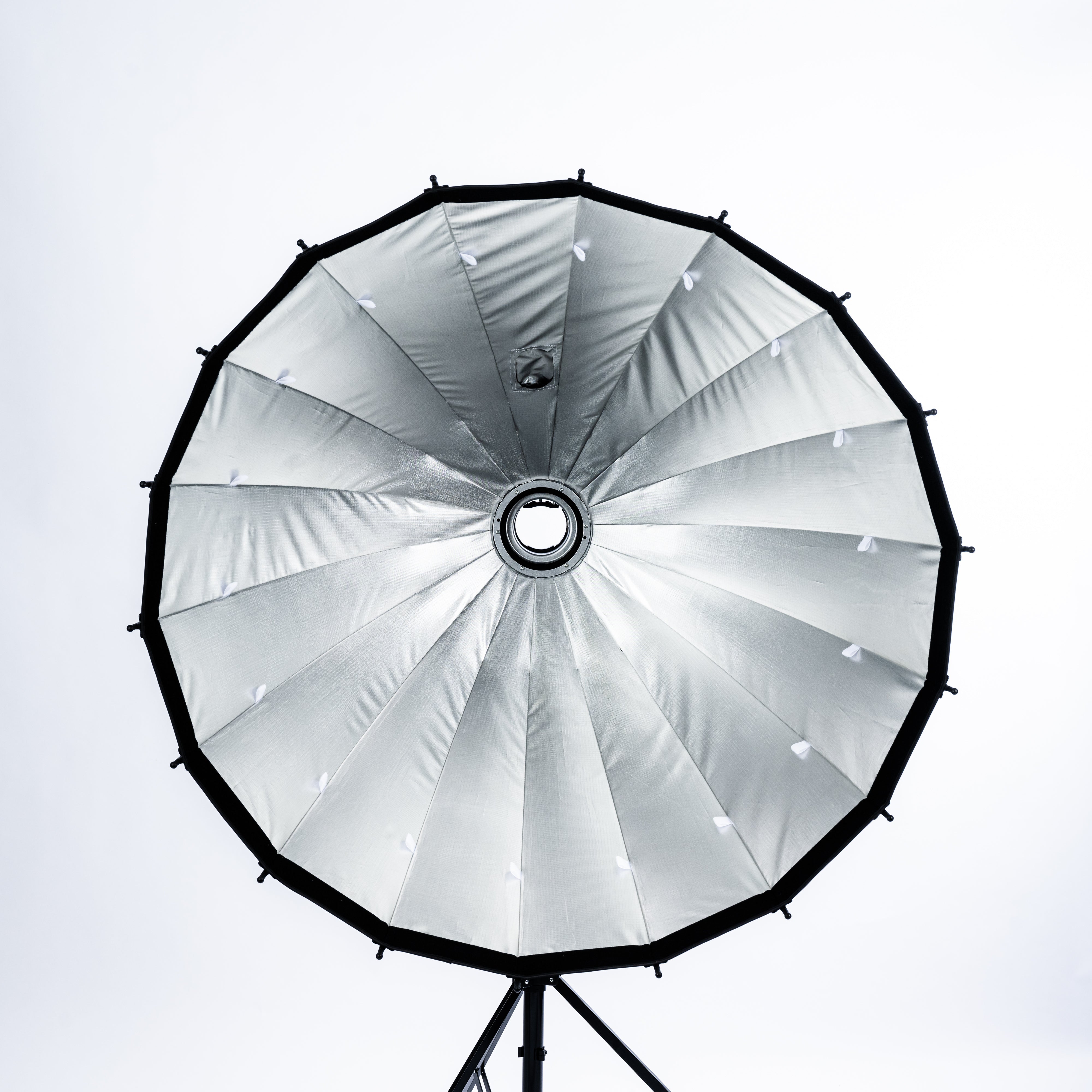 QPB-36 Softbox with Focusing System